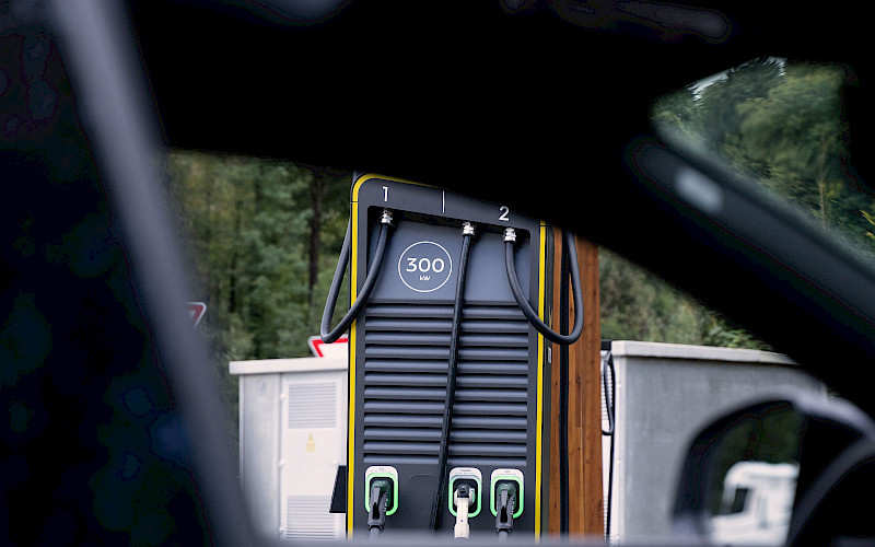 Fast charging of EVs depends on many factors – neuraVolt tries to optimize most of them. Photo: Nicolai Morawitz